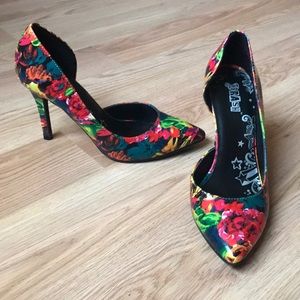 Colorful Pointy Toe Pumps